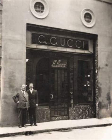 il primo negozio di gucci a firenze|gucci cafe florence closed.